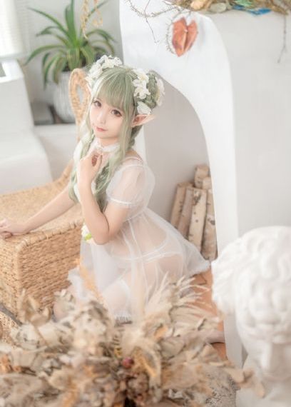 女生接吻伸舌头_HD高清完整版