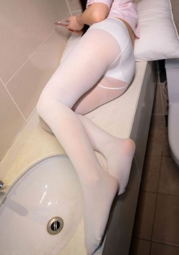 ass成熟老女人pics_快播高清无删减WWW
