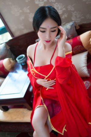办公室浪荡女秘h文_BD国语免费观看