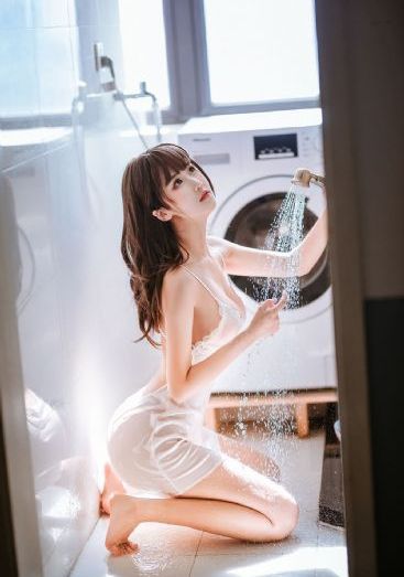 诱う女教师小早川怜子播放源_4K电影完整版在线观看
