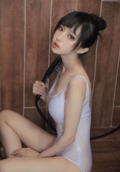李娜导演的奇幻片_720免费在线观看