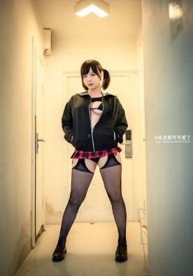 退休干部与坐台女偷情被拍裸照_BD英语完整版观看