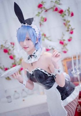 男生自慰趴着磨蹭床单h_1080P在线视频播放